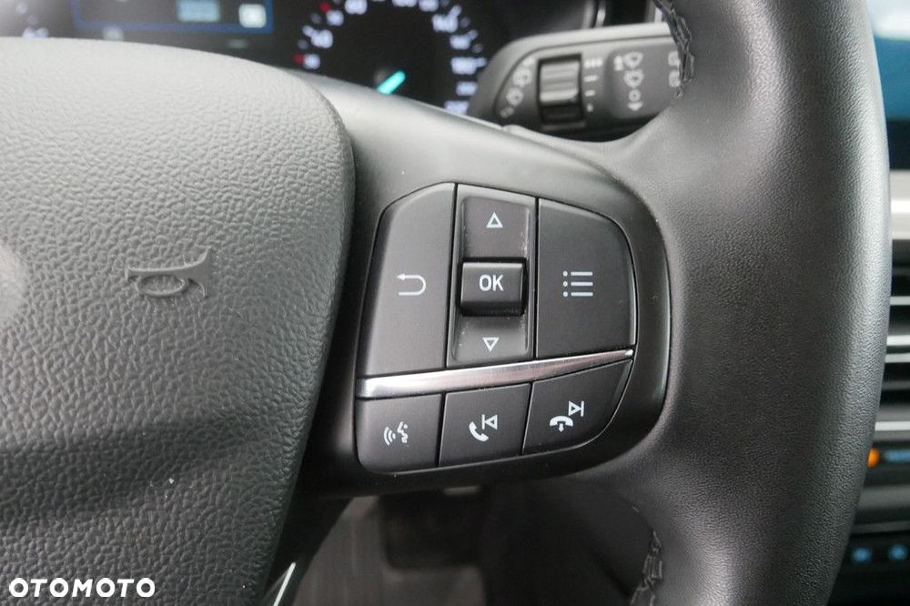 Ford Focus 1.0 EcoBoost Titanium - 25