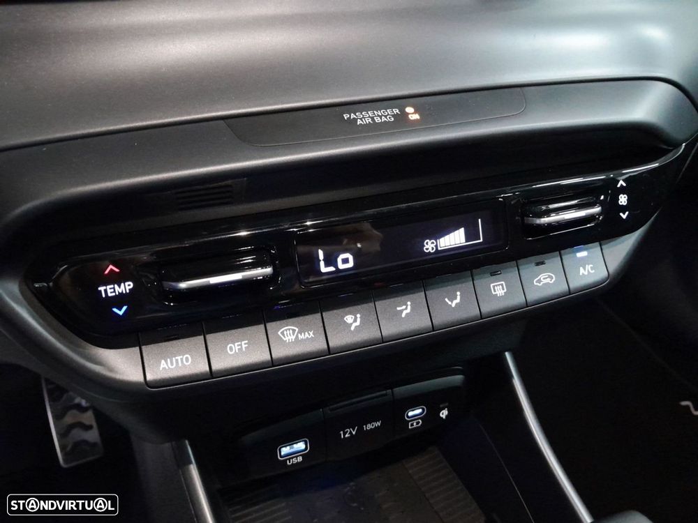 Hyundai Bayon 1.0 T-GDI Premium - 11