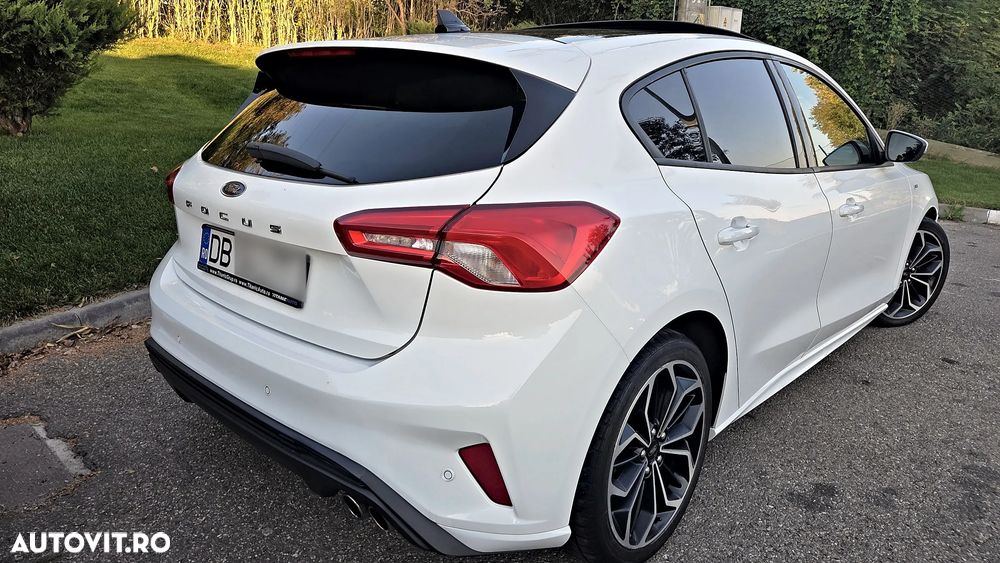 Ford Focus - 8