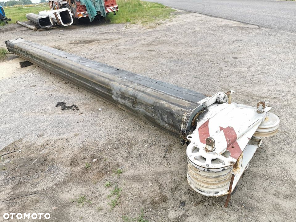 Siłownik wysuwu TEREX ATT 400 PPM - 4
