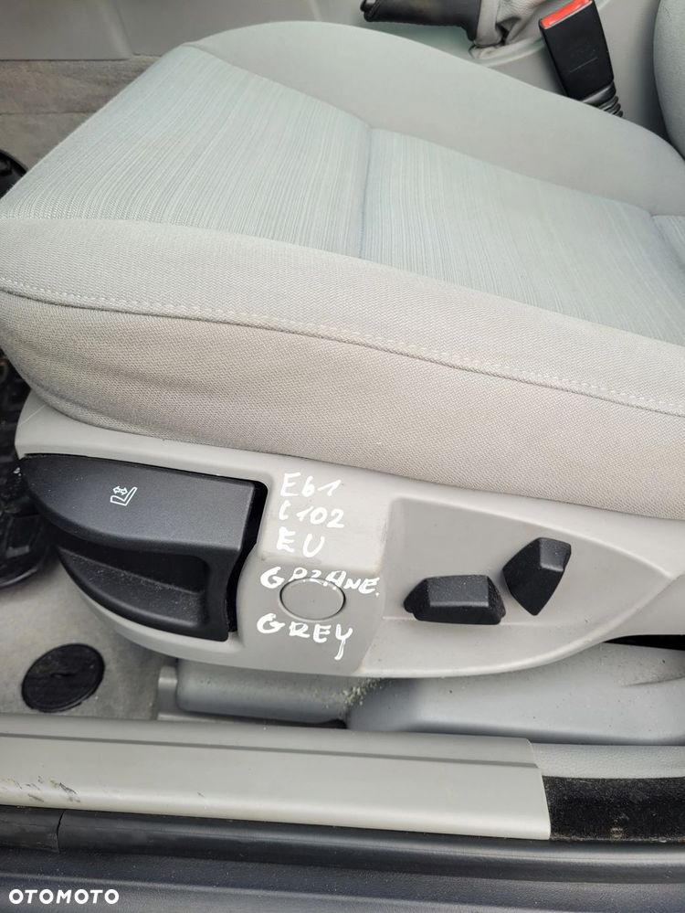 FOTEL LEWY PRZÓD PRZEDNI BMW E60 E61 GRZANY EUROPA SZARY C102 - 3