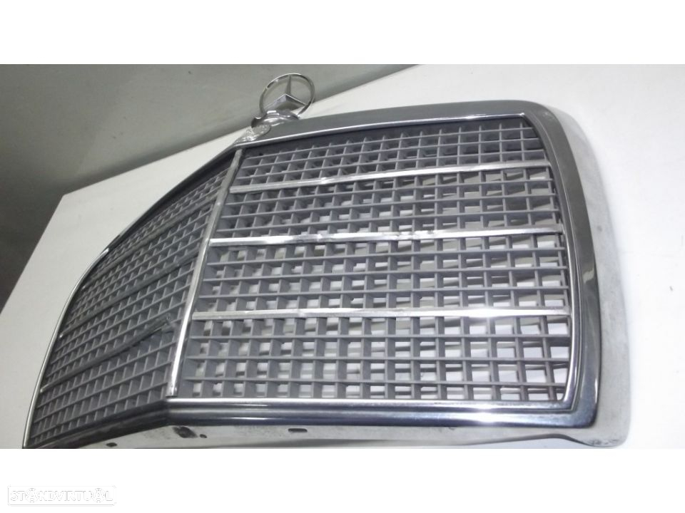 Mercedes w 114/115 grelha completa - 3