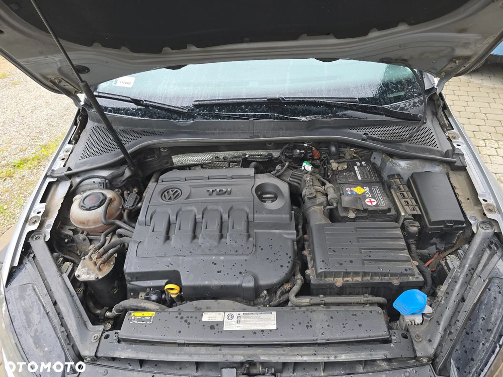 Volkswagen Golf 1.6 TDI BMT Comfortline - 2