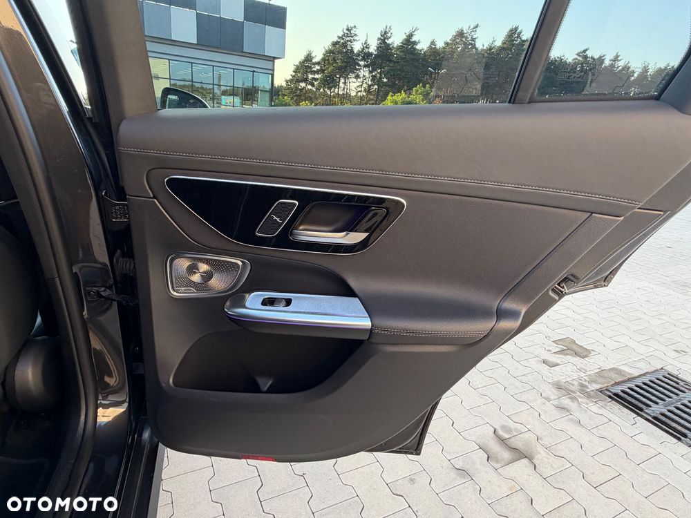 Mercedes-Benz GLC 220 d 4Matic 9G-TRONIC Edition Avantgarde - 23