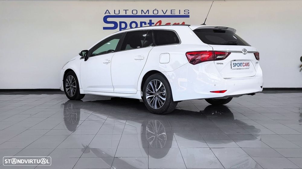 Toyota Avensis Touring Sports 2.0 D-4D Exclusive+GPS - 4