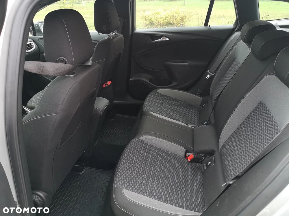 Opel Astra 1.2 T Elegance S&S - 16