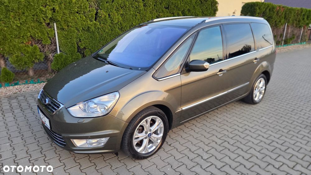 Ford Galaxy 2012 photo 3