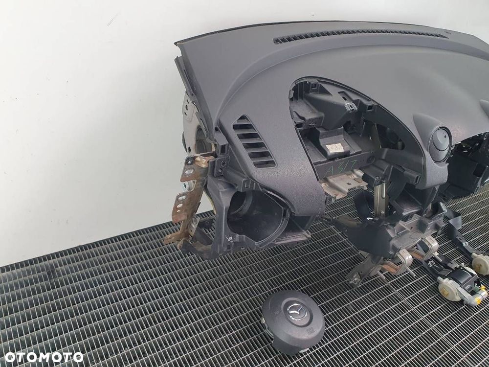 KOKPIT DESKA KONSOLA AIRBAG KOMPLET MAZDA 2 DE 2008 EU DESKA PASY PODUSZKA - 2