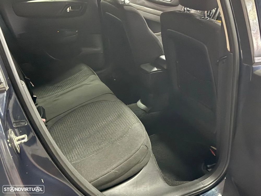 Citroën C4 1.6 HDi 110 VTR Pack - 9