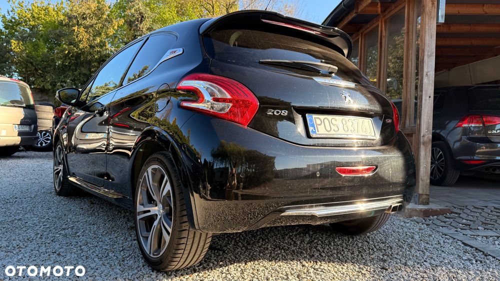 Peugeot 208 1.6 THP GTi - 23