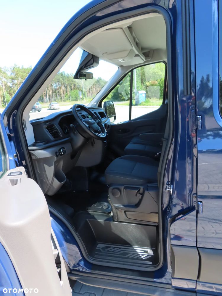 Ford TRANSIT 2.0 DCiV 130 Km EcoBlue TREND L3 Podwójna Kabina Doka Dubel Brygadowy MIXTO 7-Mio Os.+1073 Kg Ład. Skrzynia 2410 mm Dł. Renomowanej Firmy SCATTOLINI Rozstaw Osi 3504 mm WZMACNIANY HAK 3000 Kg 29 Tys Km Przeb. Stan Auta JAK NOWY POLECAM - 32