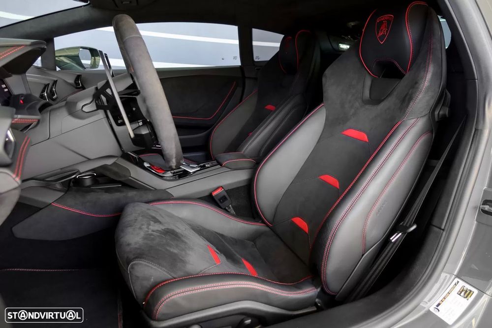 Lamborghini Huracán EVO - 10