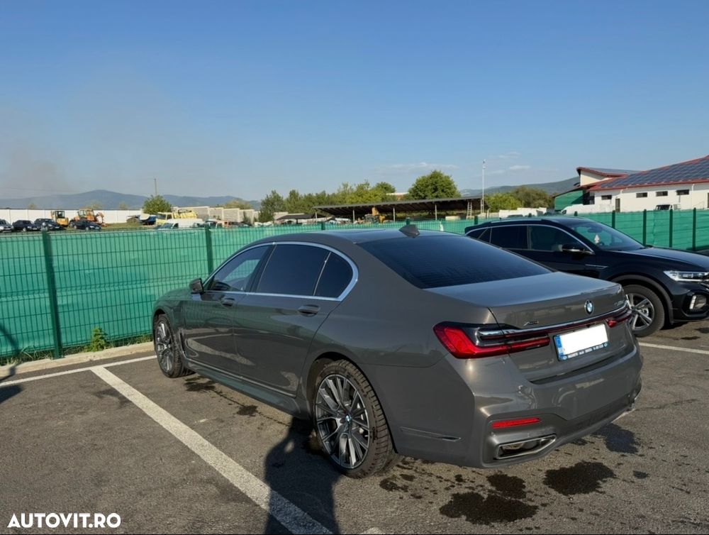 BMW Seria 7 745Le xDrive AT PHEV - 4