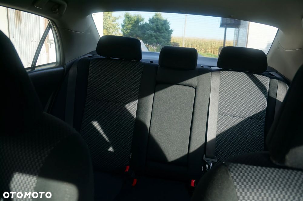 Toyota Corolla 1.4 D-4D Terra - 13