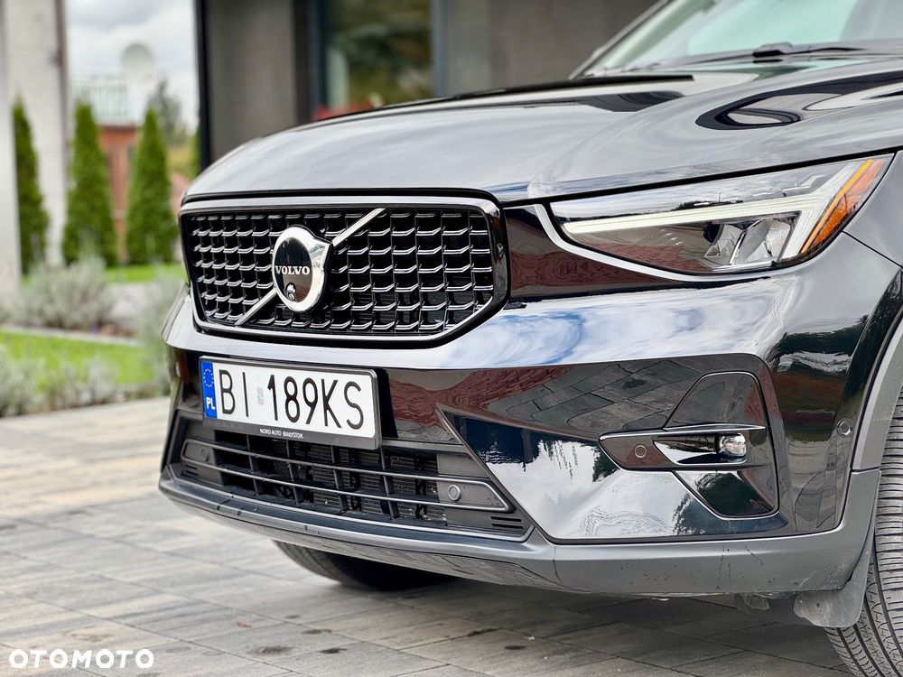 Volvo XC 40 B5 B AWD Ultimate Dark - 3