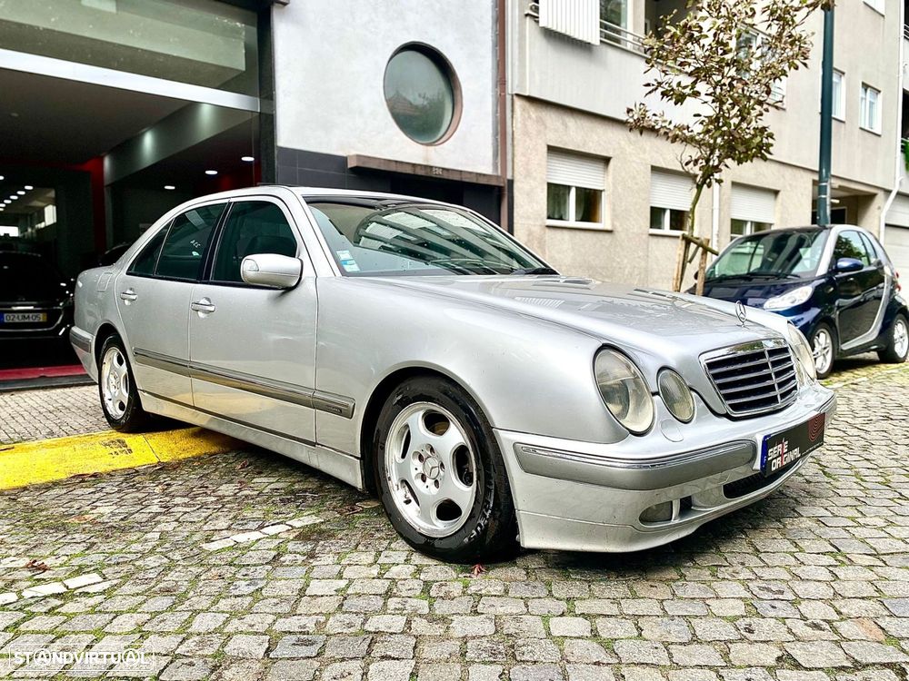 Mercedes-Benz E 220 - 5