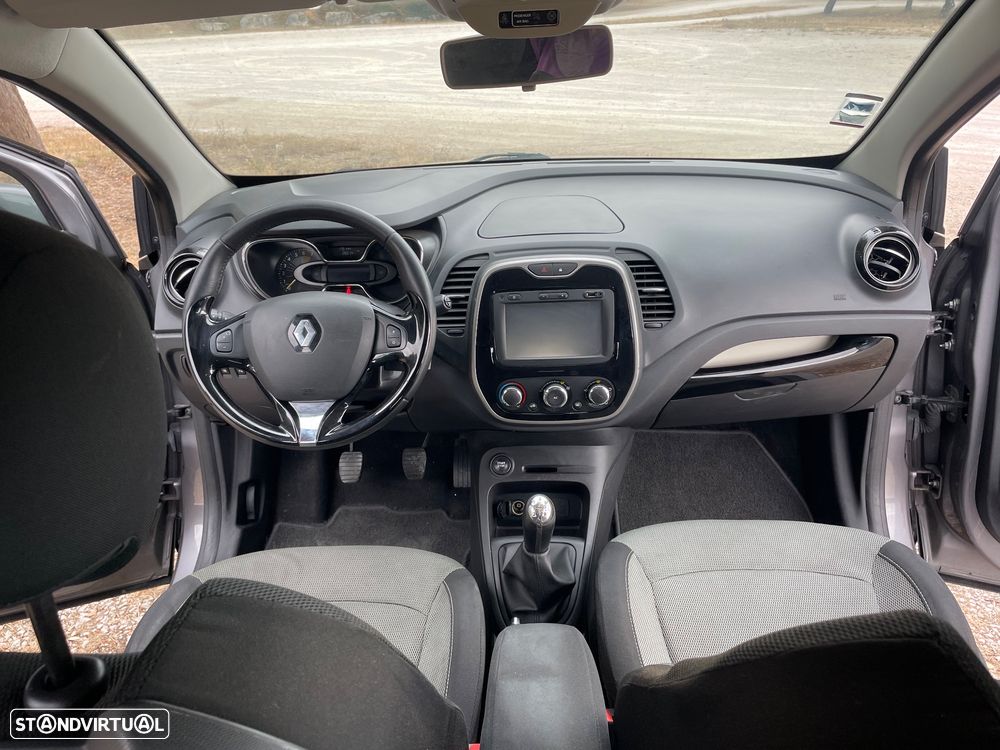 Renault Captur 0.9 TCE Exclusive - 24