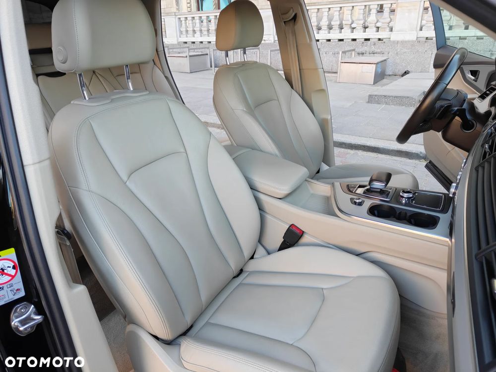 Audi Q7 - 13