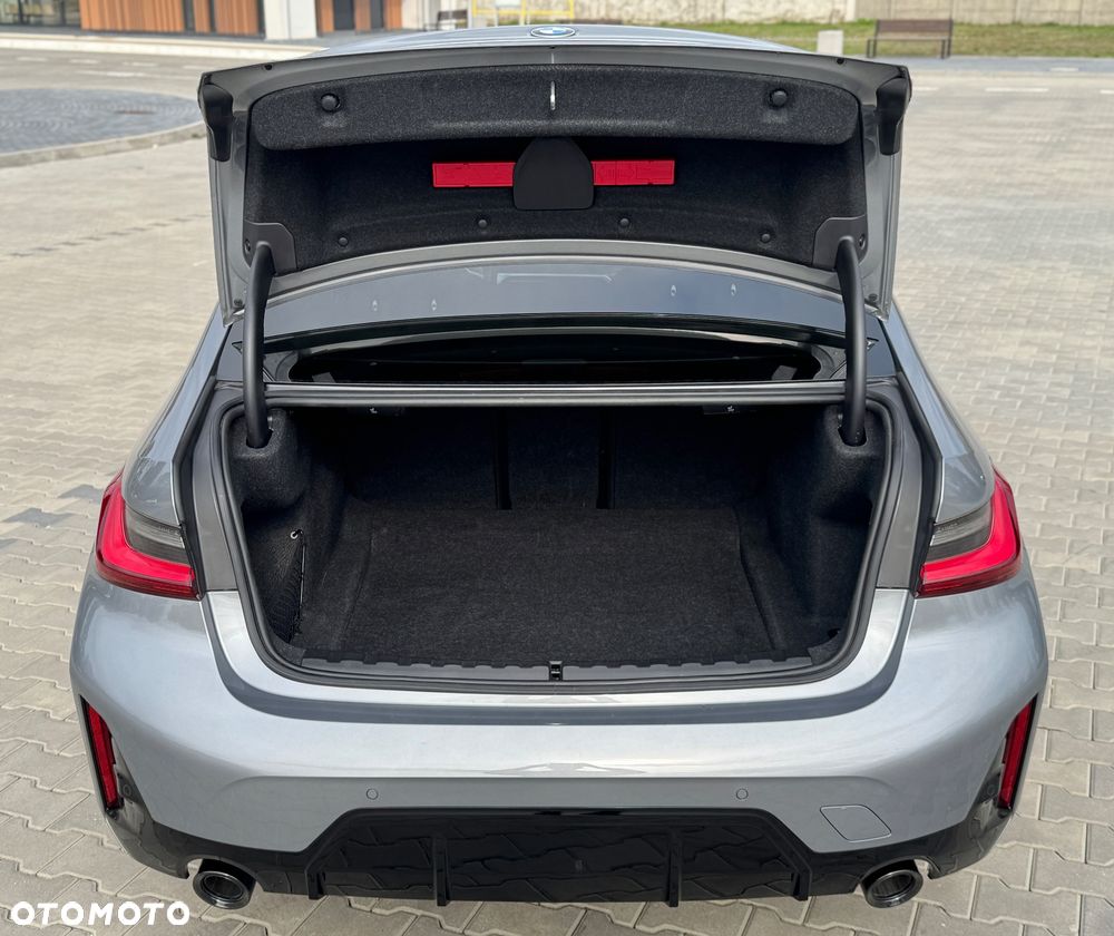 BMW Seria 3 320d xDrive M Sport sport - 10