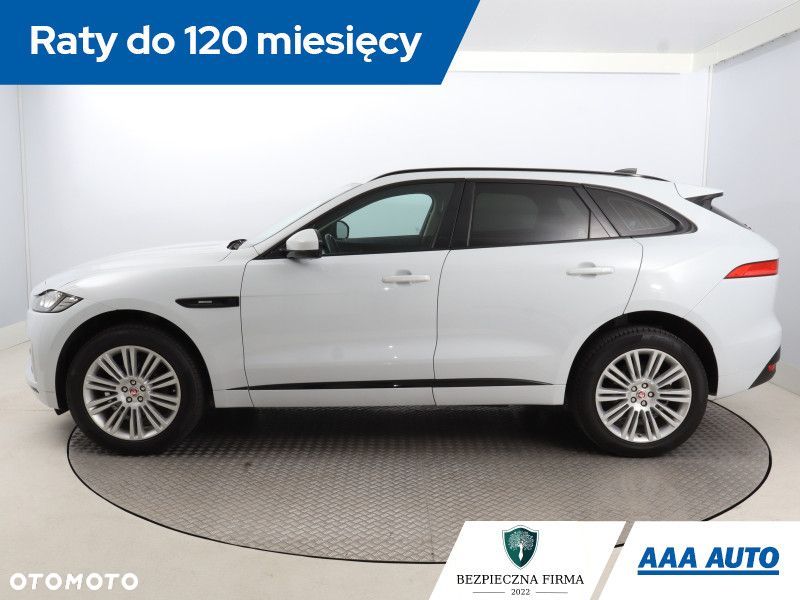 Jaguar F-Pace - 4
