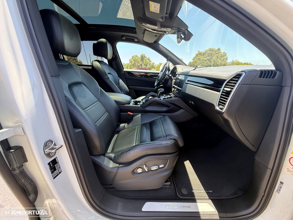 Porsche Cayenne E-Hybrid - 14