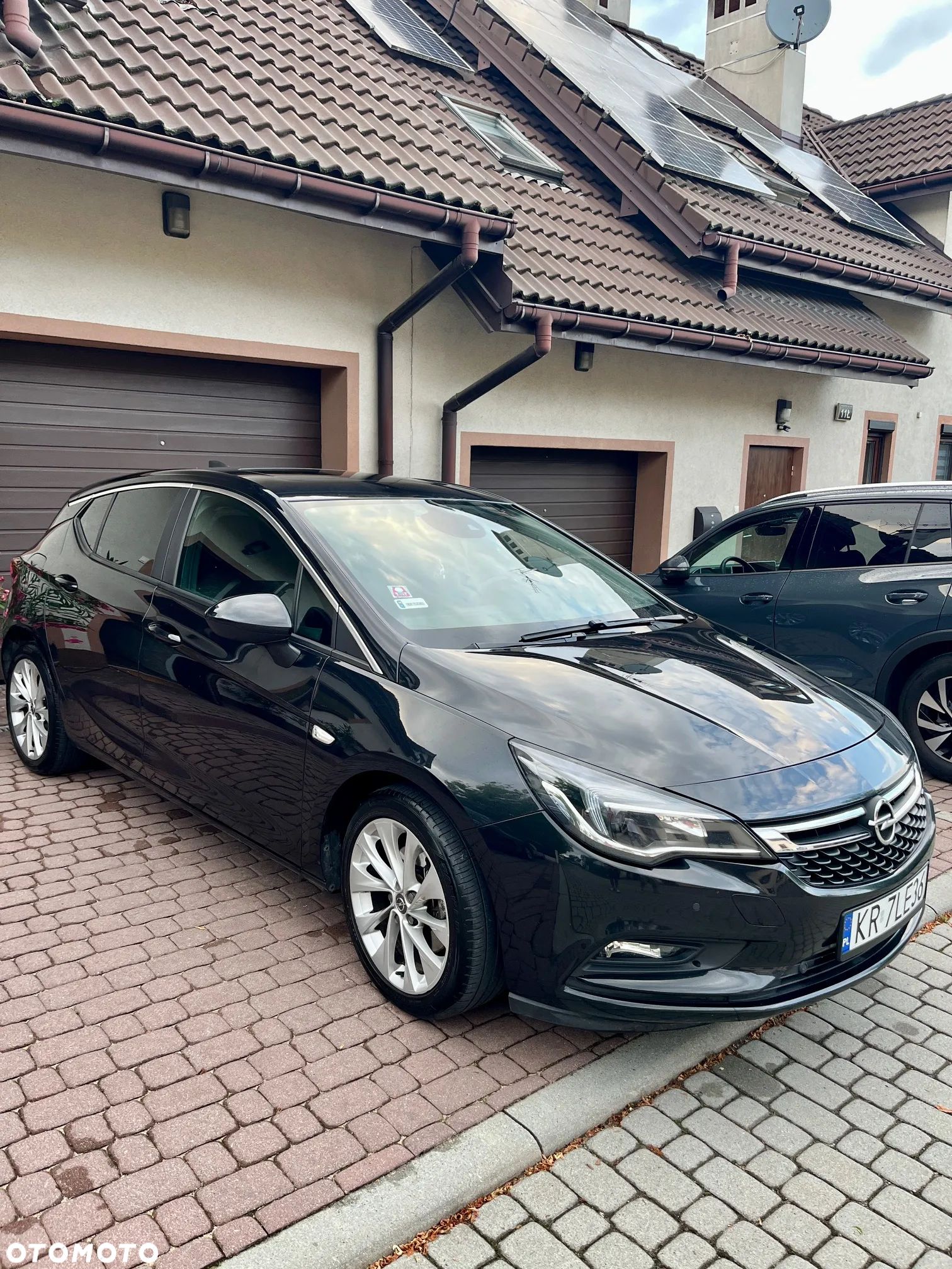 Opel Astra V 1.6 CDTI Essentia S&S - 1