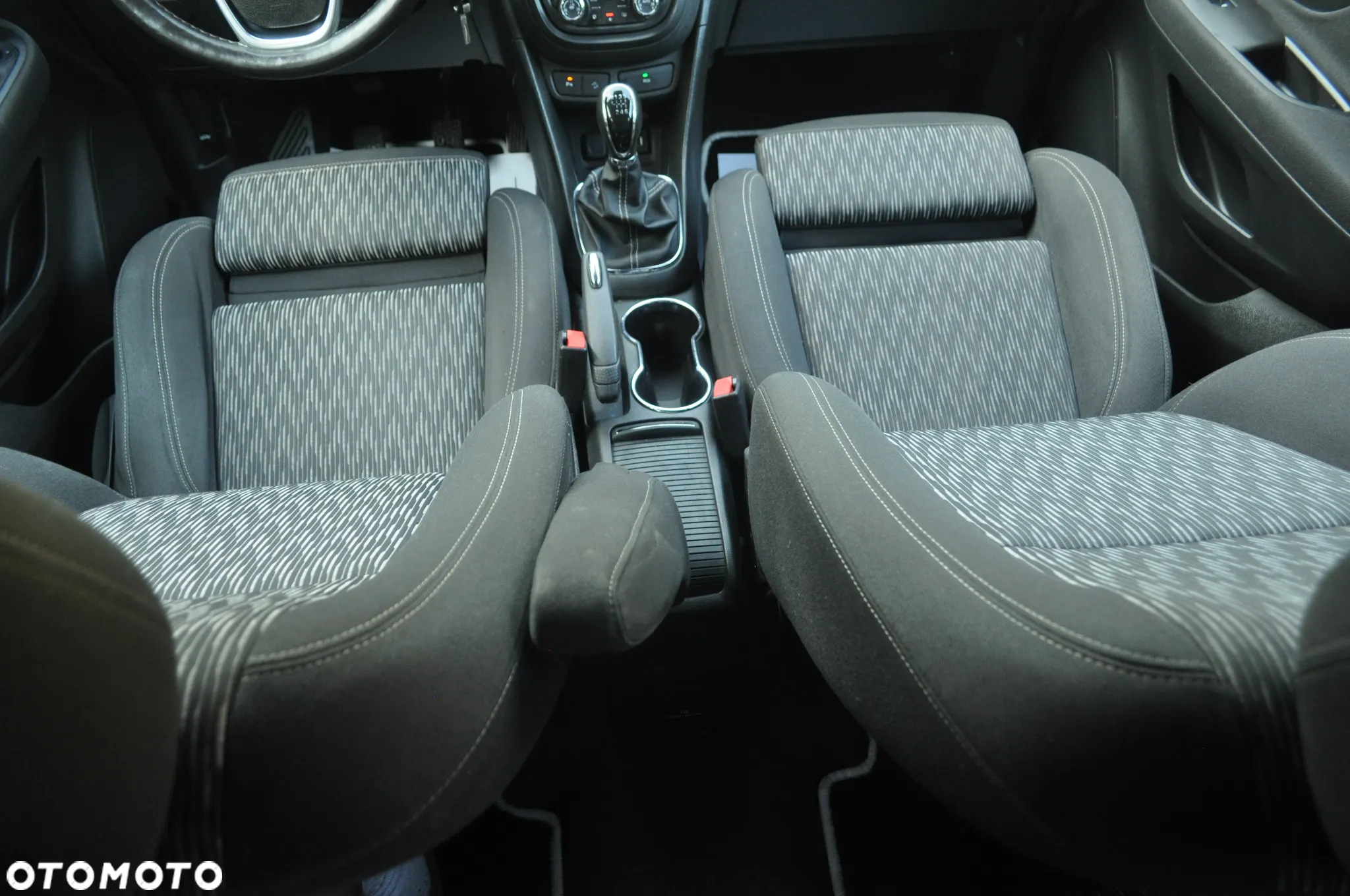 Opel Mokka 1.4 T Cosmo S&S - 28