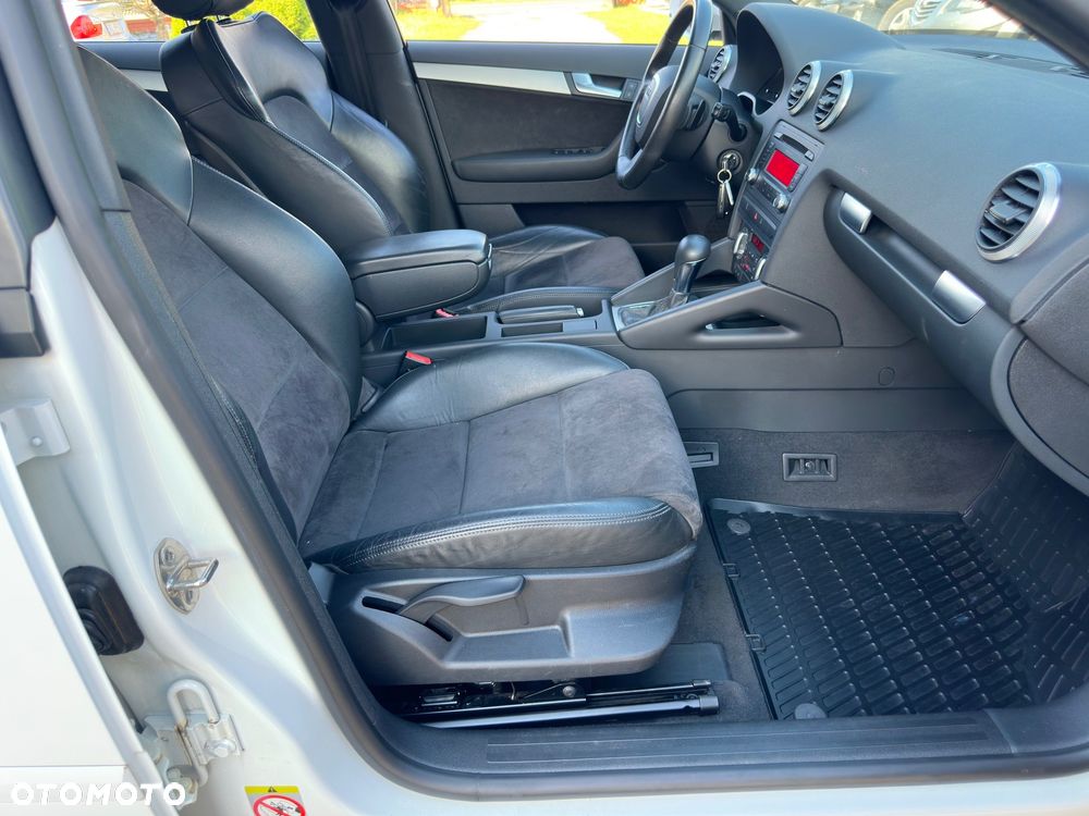 Audi A3 Sportback 1.8 TFSI S tronic S line Sportpaket - 9