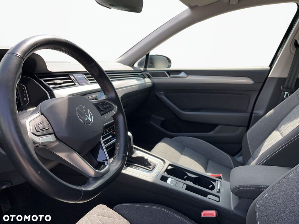 Volkswagen Passat Variant 2.0 TDI Business DSG - 10