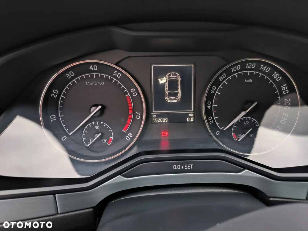 Skoda Superb 1.8 TSI Active DSG - 10