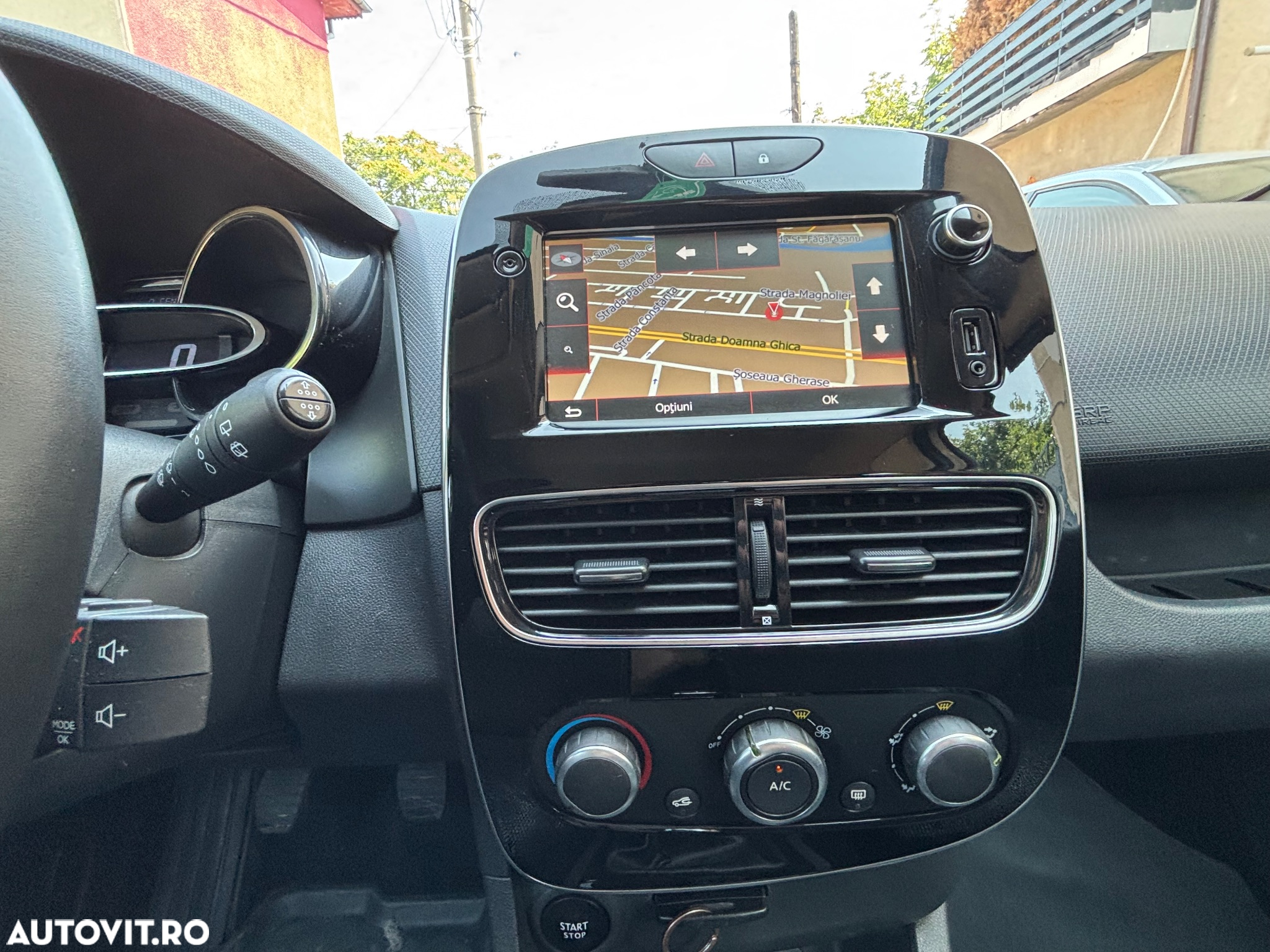 Renault Clio Estate Energy TCe Zen - 6