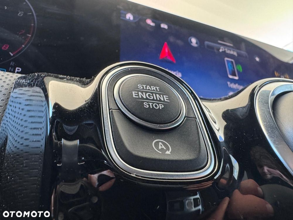 Mercedes-Benz CLA - 25