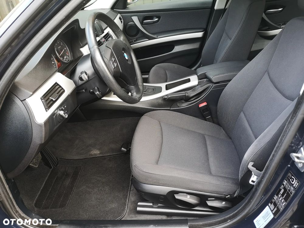 BMW Seria 3 - 19