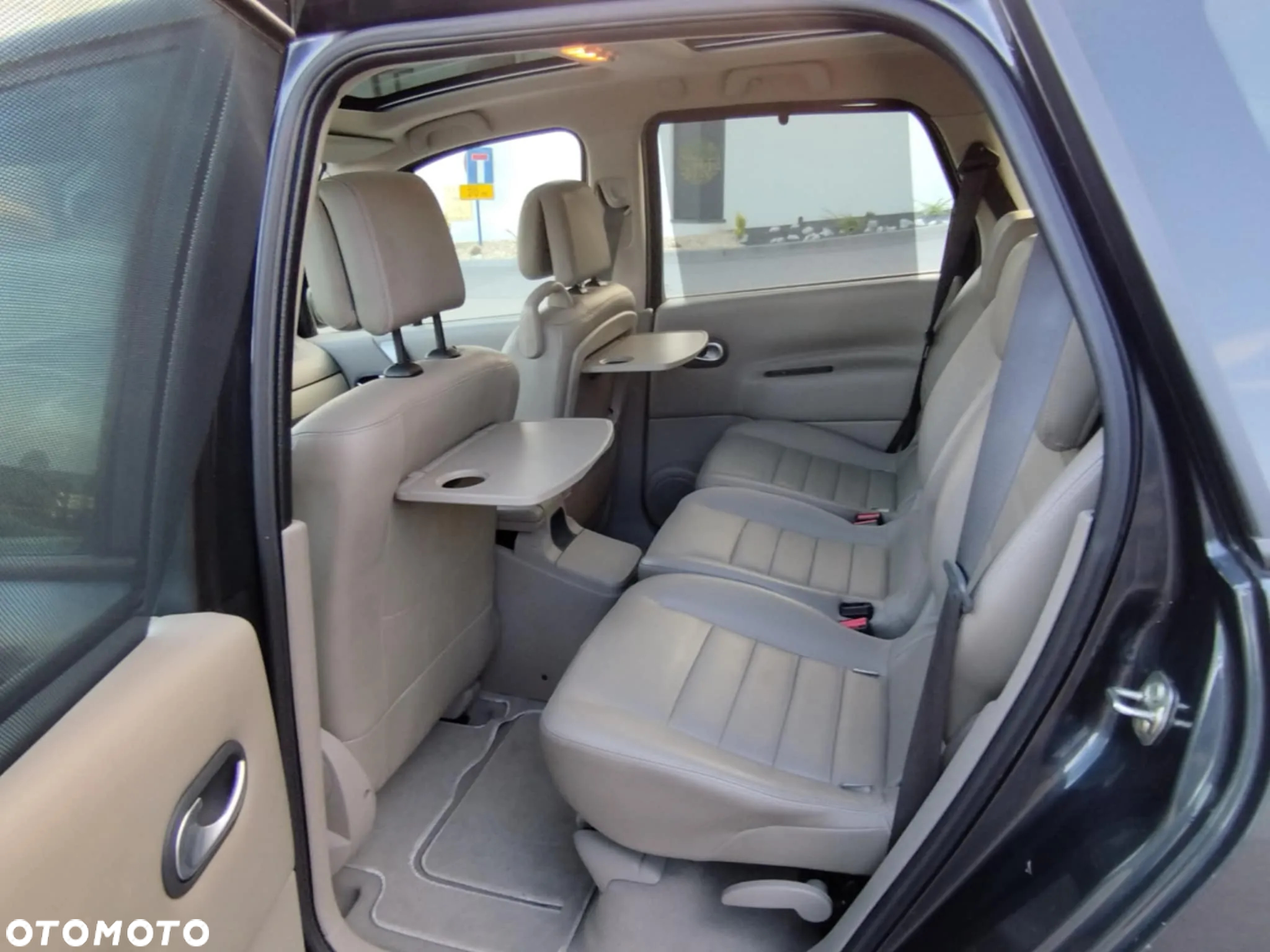 Renault Grand Scenic Gr 1.9 dCi Luxe Expression - 19
