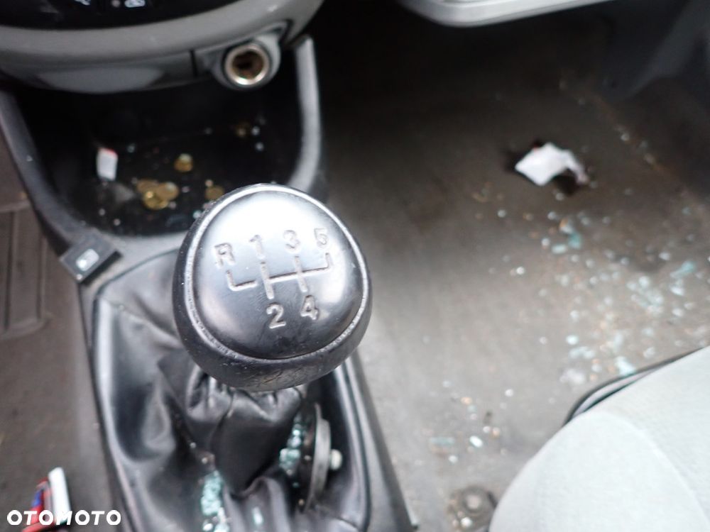 CZĘŚCI - Chevrolet Nubira 1,6 16V F16D3 109KM KOMBI lakier 92U 2006r. INDEX - 8574 - 11