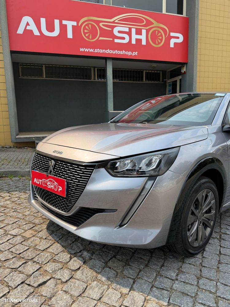 Peugeot e-208 50 kWh Style — fotografia 10
