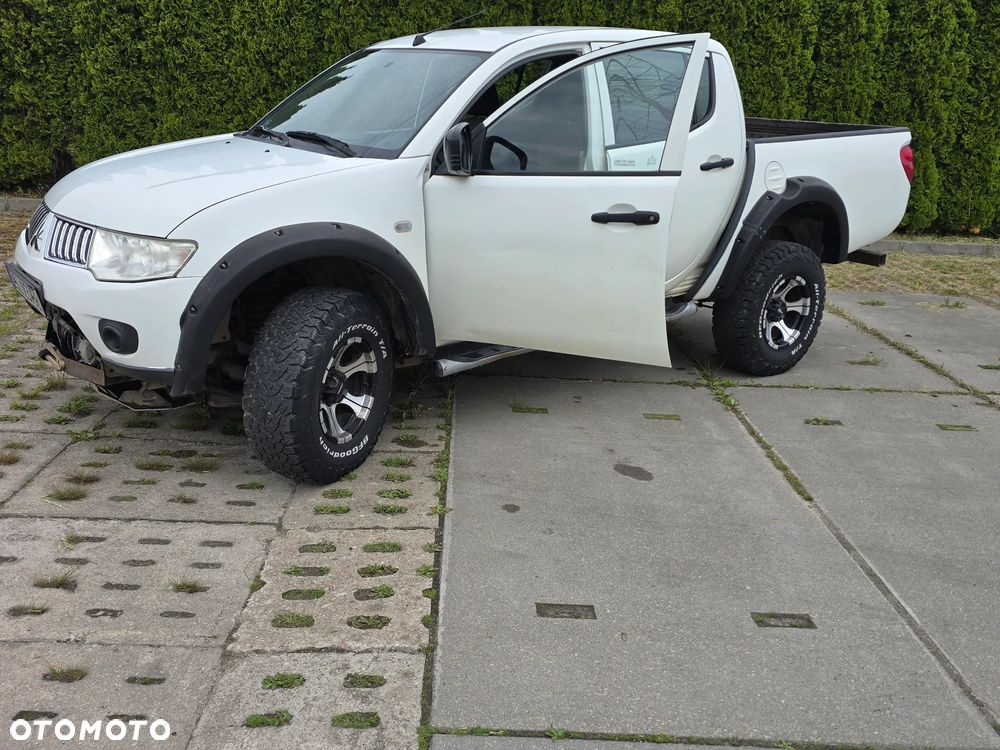 Mitsubishi L200 2.5 DID DC Invite - 2