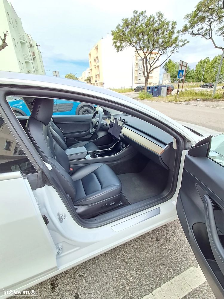 Tesla Model 3 Standard Range Plus RWD - 6
