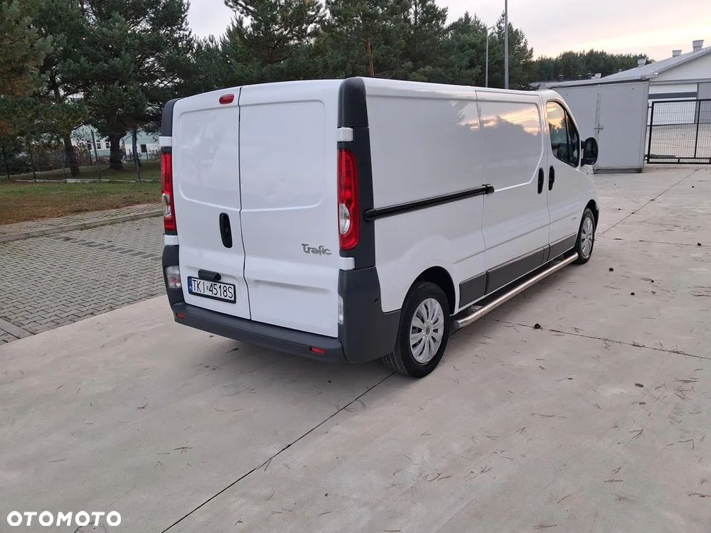 Renault Trafic - 13