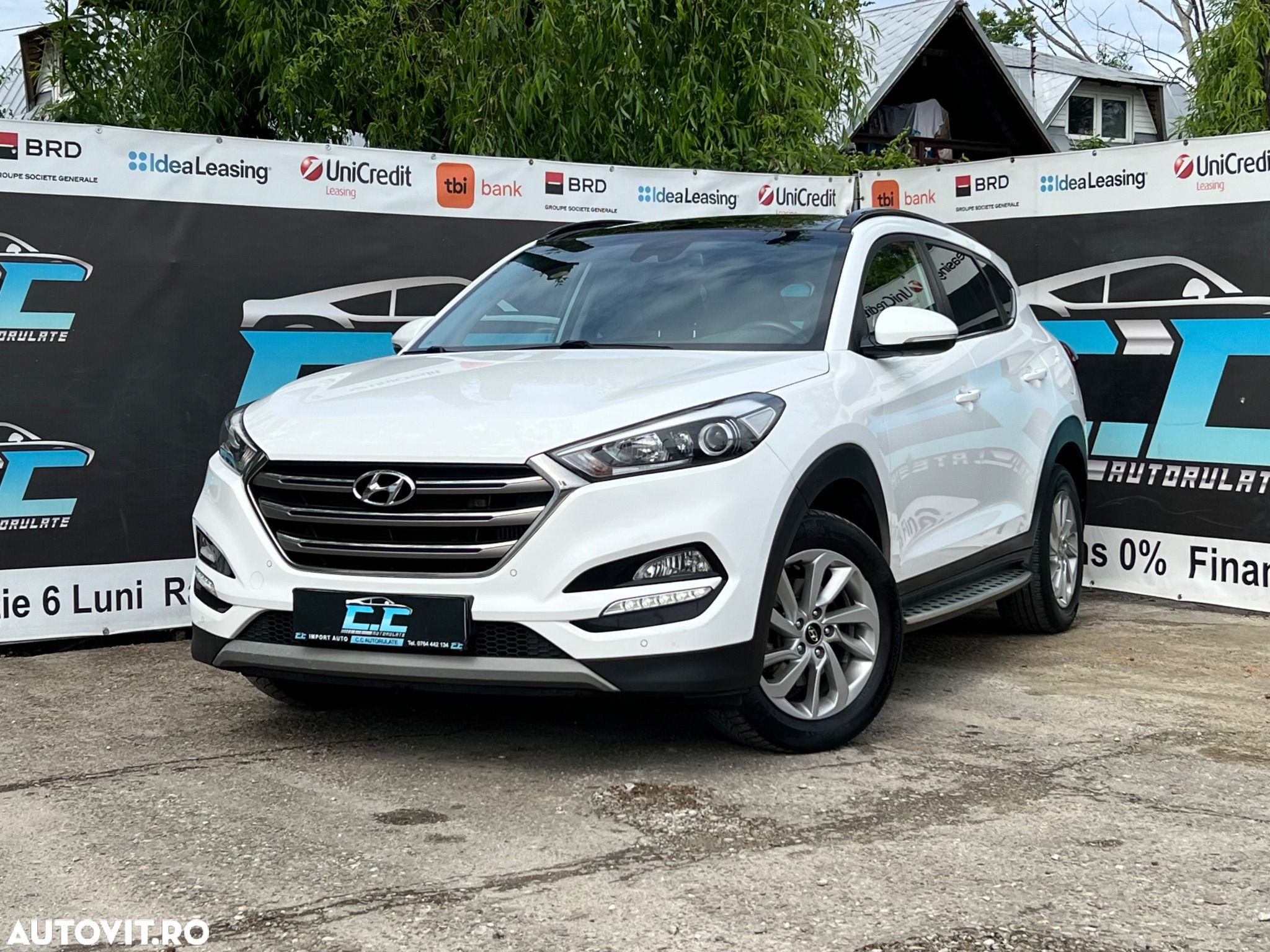 Hyundai Tucson 2.0 CRDI 2WD Trend - 1