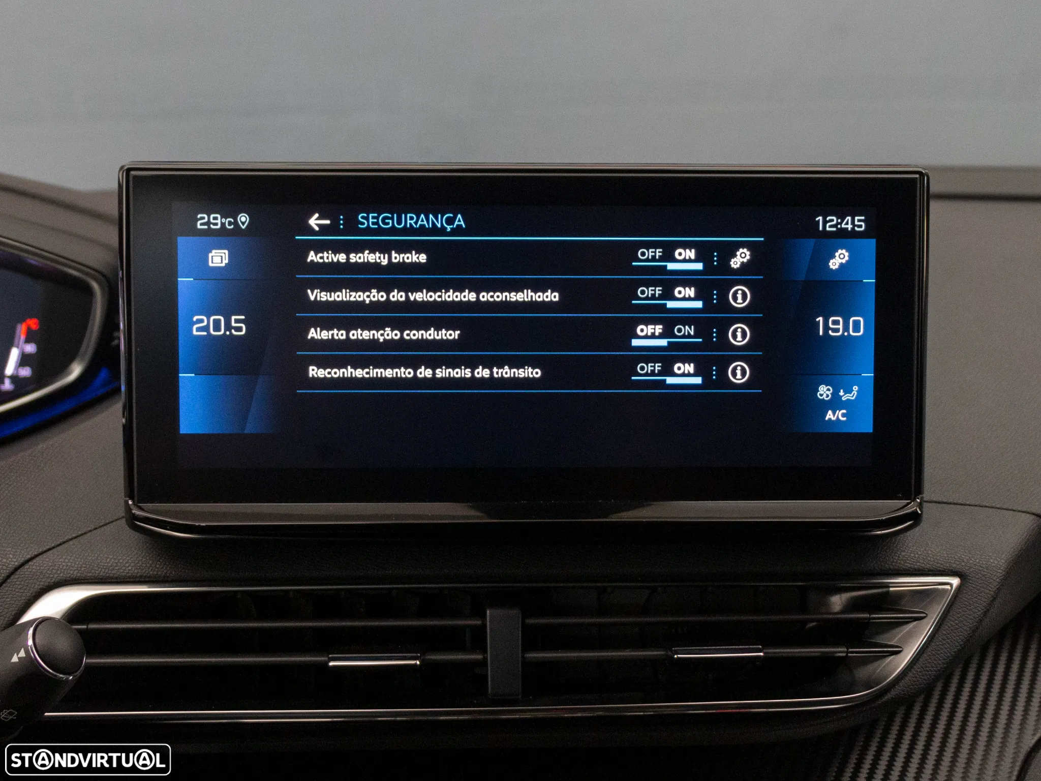 Peugeot 5008 1.2 PureTech Allure EAT8 - 32