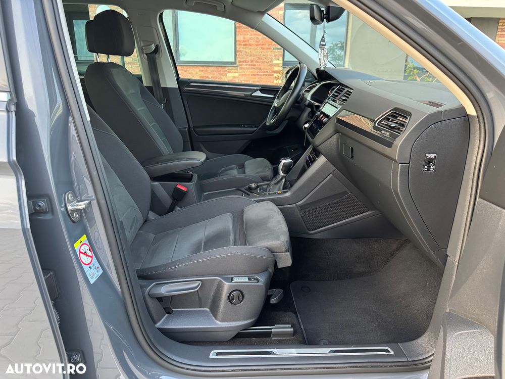 Volkswagen Tiguan 2.0 TDI SCR 4MOTION DSG Elegance - 11