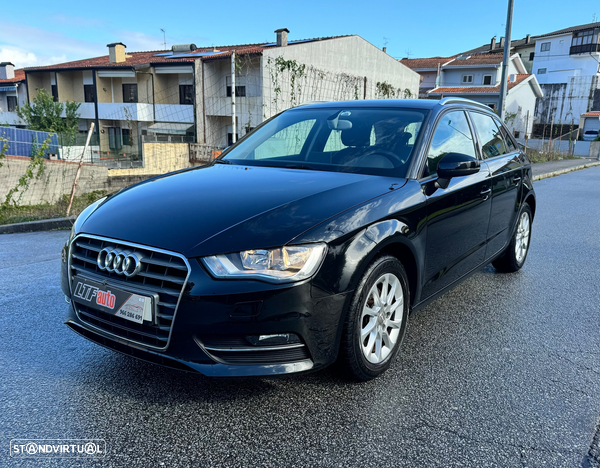 Audi A3 Sportback 1.6 TDI Attraction