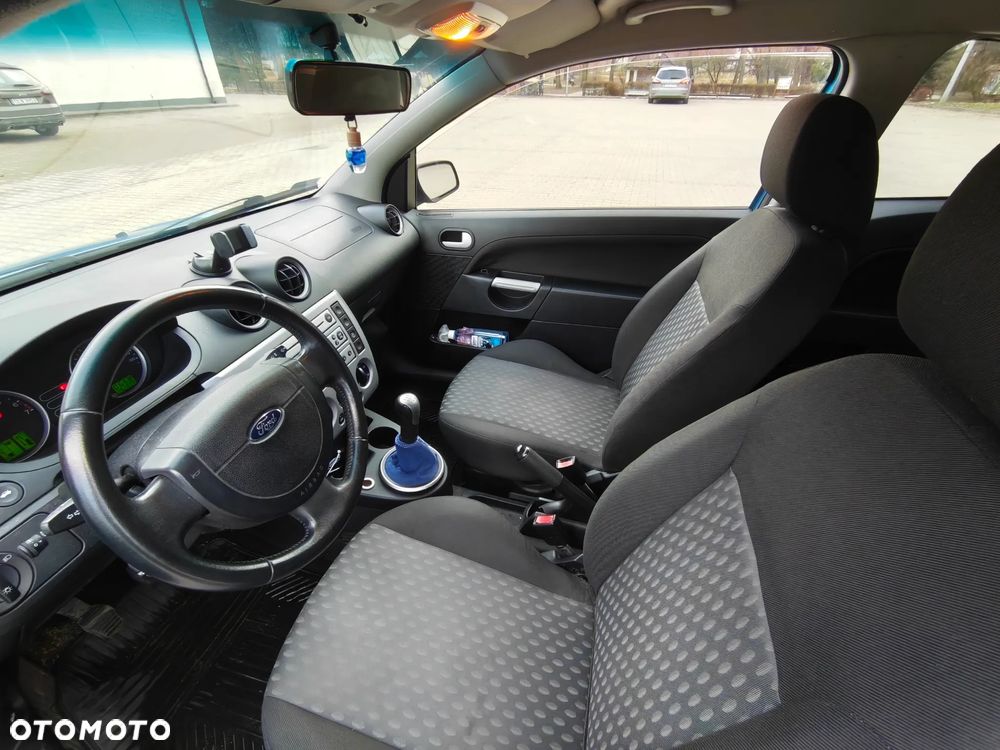 Ford Fiesta 1.4 Trend - 4
