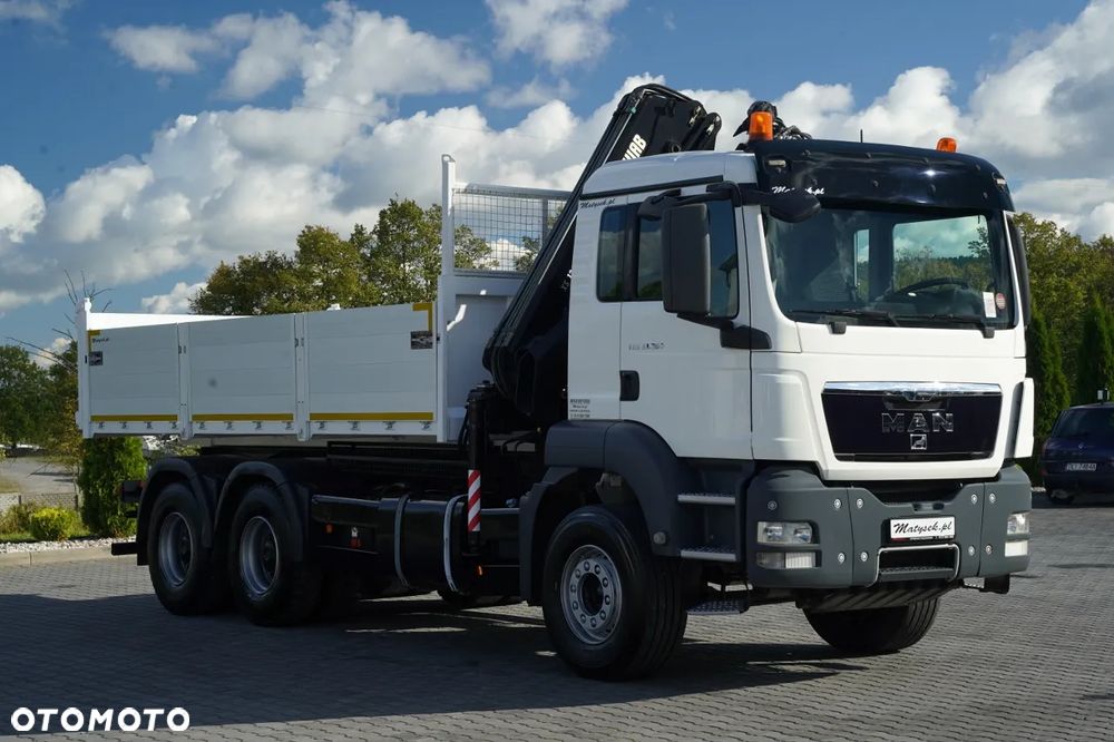 MAN TGS 33.360 / 6x4 / WYWROTKA - 5,7 M + HDS HIAB XS 122 HIDUO / MAX WYSÓW - 8,2 M / MAX UDŹWIG - 4 800 KG / KLAPO - DRZWI / MANUAL / PILOT / - 14