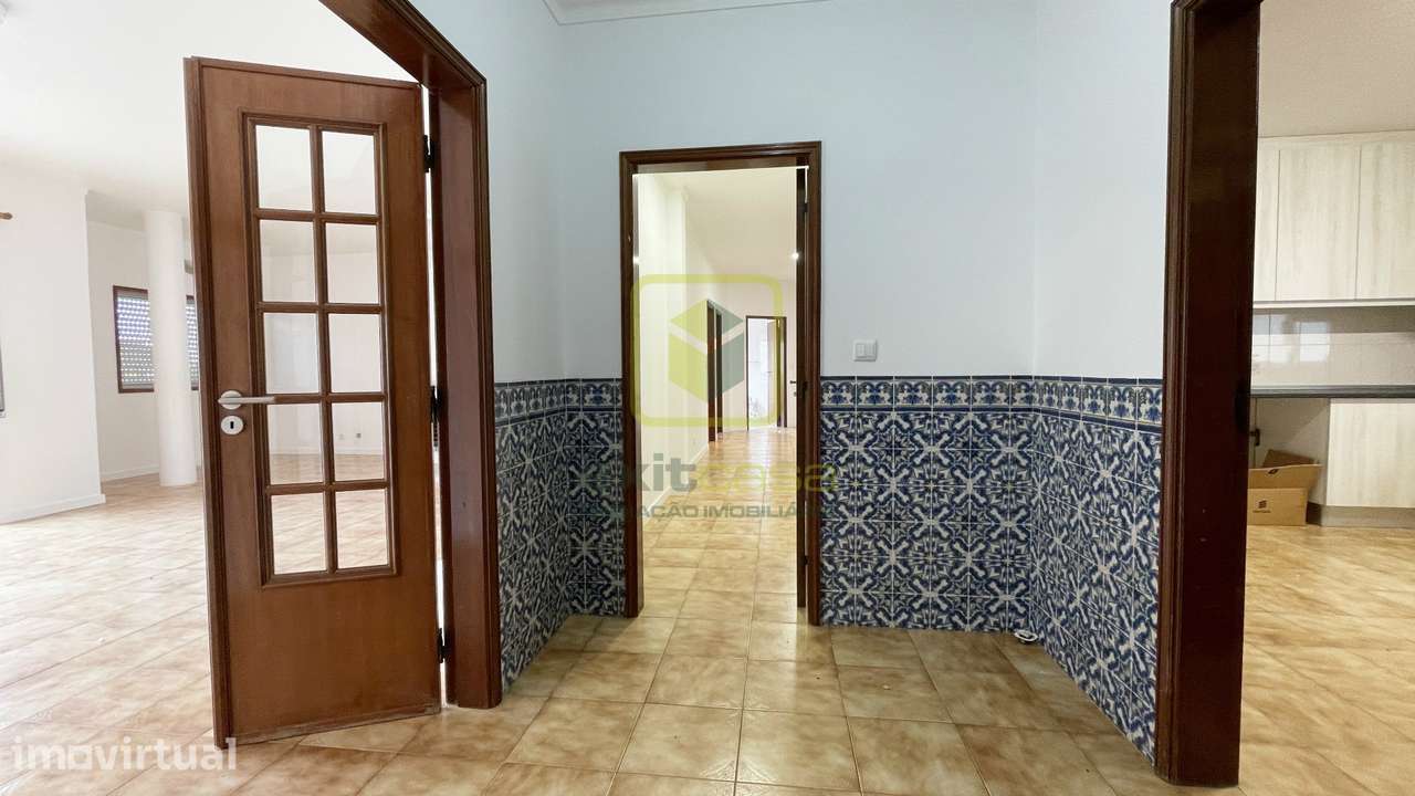 Apartamento T3 para Arrendamento - Grande imagem: 2/18