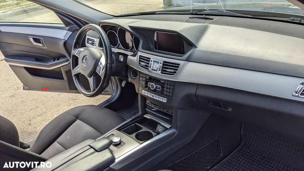 Mercedes-Benz E 200 CDI DPF BlueEFFICIENCY 7G-TRONIC - 14