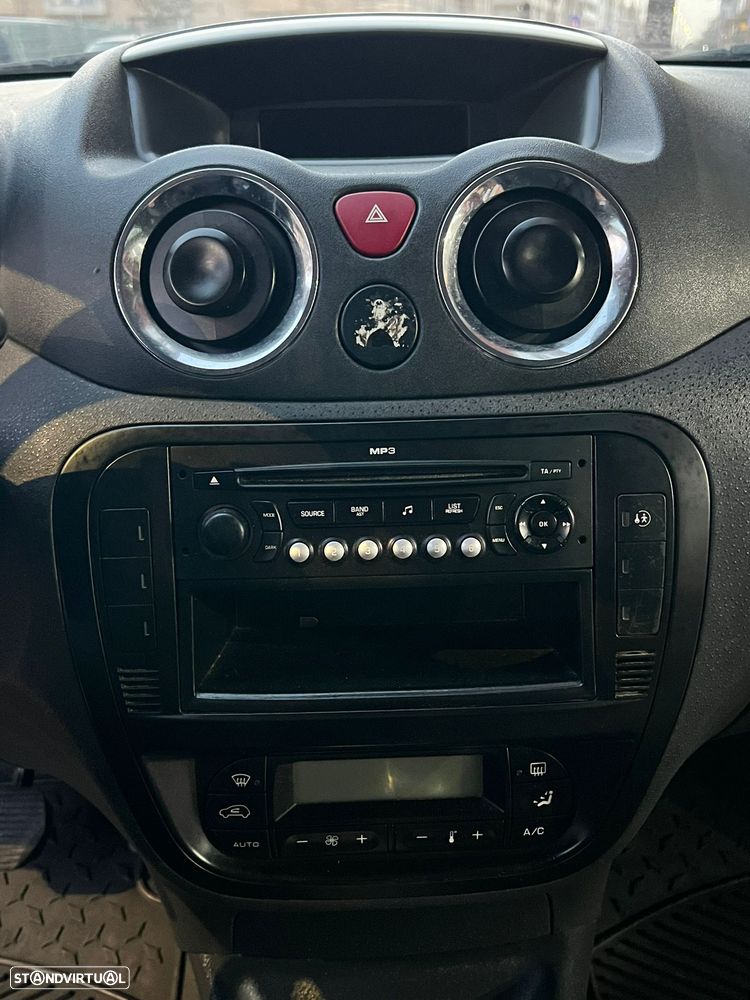 Citroën C3 1.4 HDi Exclusive Sensodrive - 8