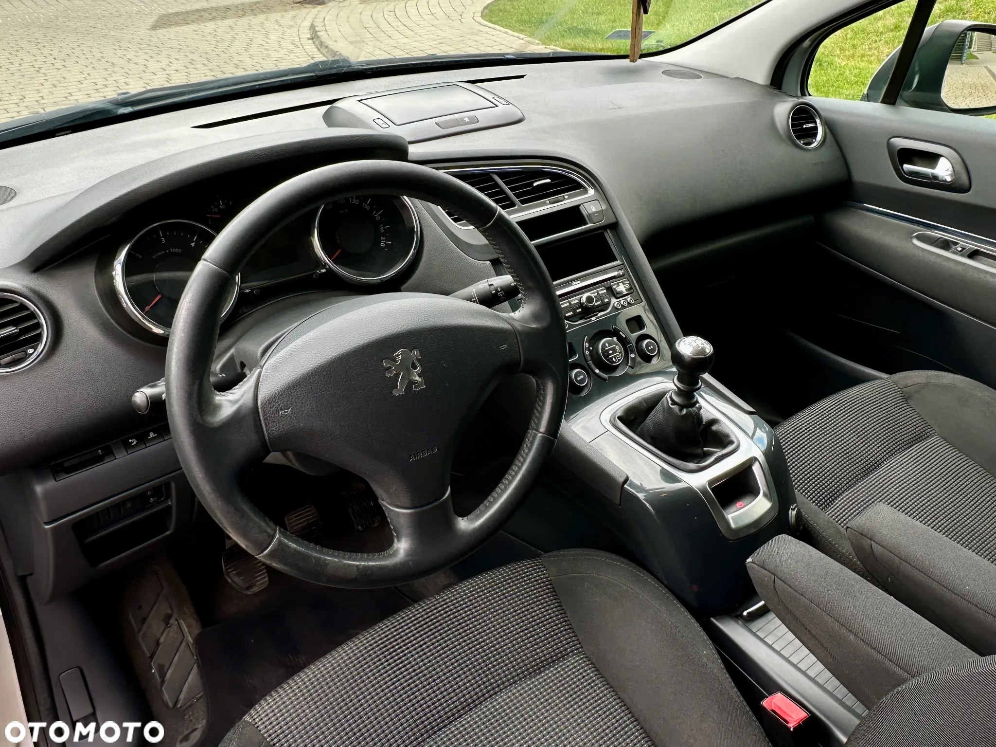 Peugeot 5008 - 10
