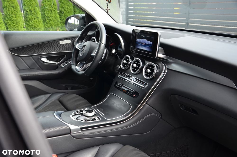 Mercedes-Benz GLC 220 d 4-Matic - 22